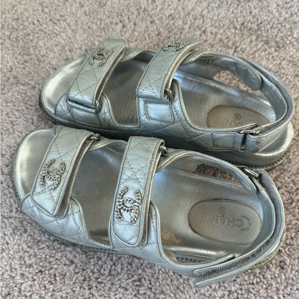 【Sold】CHANEL Iridescent Lambskin Velcro Dad Sandals - Picture 2 of 5